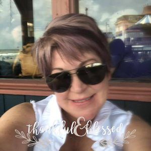 Meet your Posher, Charlene